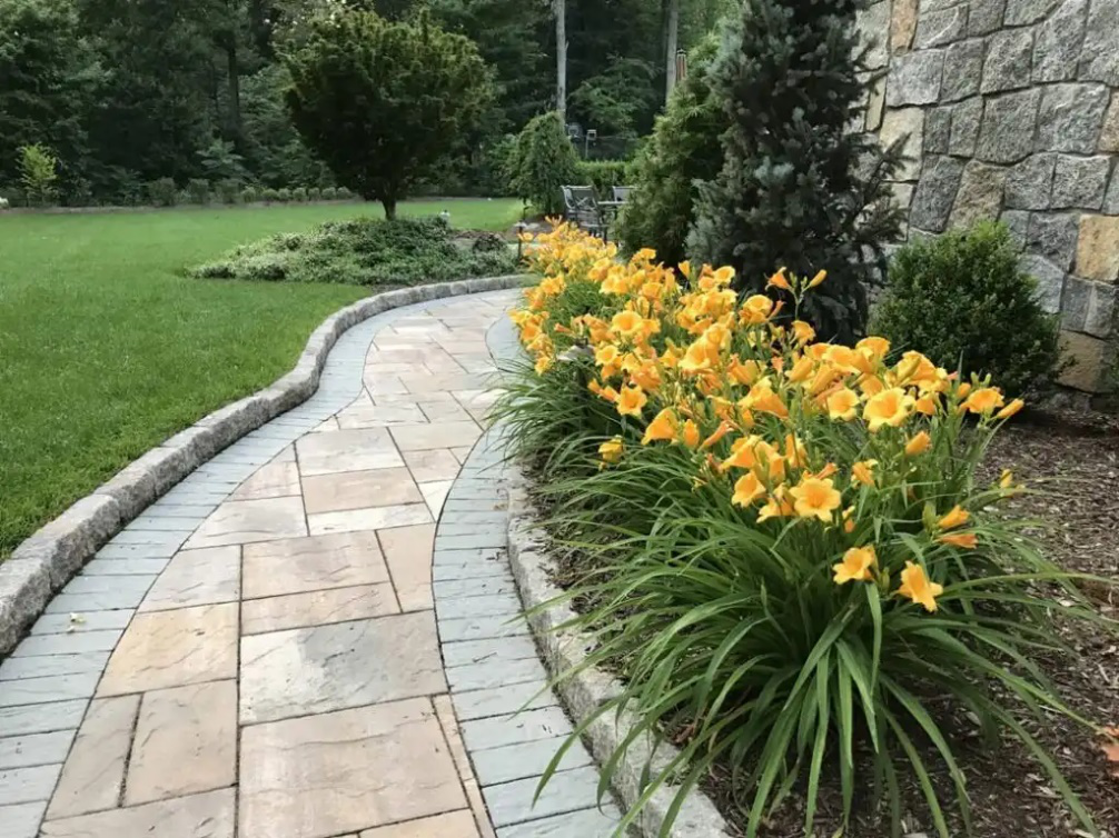 An image of a stone pathway